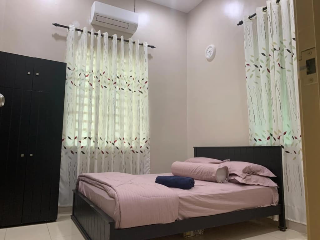 Vistana Indah Homestay - photo 7