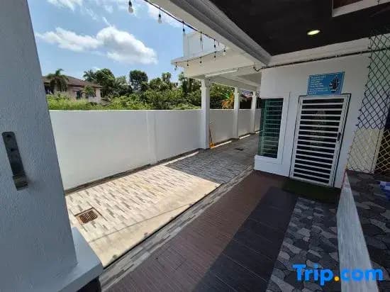 Hideaway Villa 20-46pax 9R9B PRIVATE POOL, KTV, BBQ, ARCADE GAMES, 3min to BEACH - photo 4