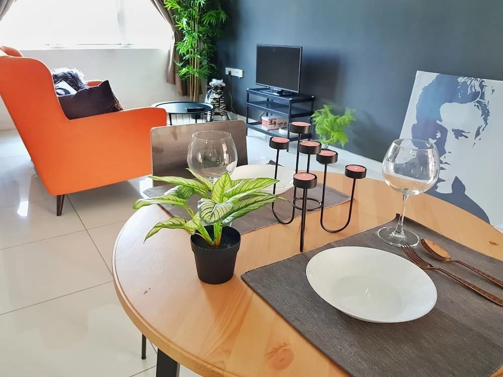 Teiw Family Homestay at Skypod Residence Puchong - photo 33