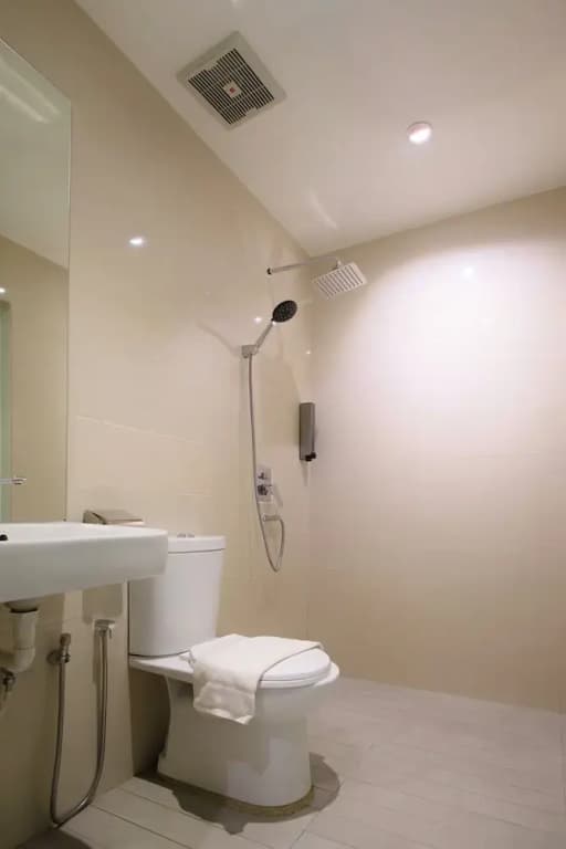 T Hotel Jalan Sultanah - photo 24