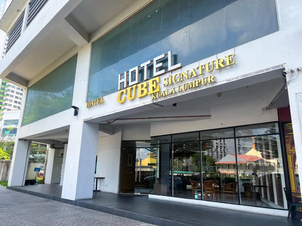 Summit Signature Hotel OUG Kuala Lumpur - photo 21