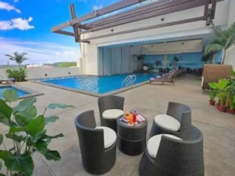 Novotel Kota Kinabalu 1Borneo - photo 2