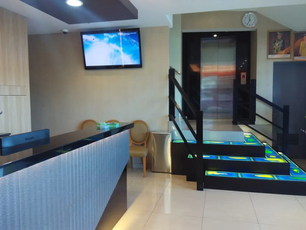 Ampang Inn Hotel - photo 11