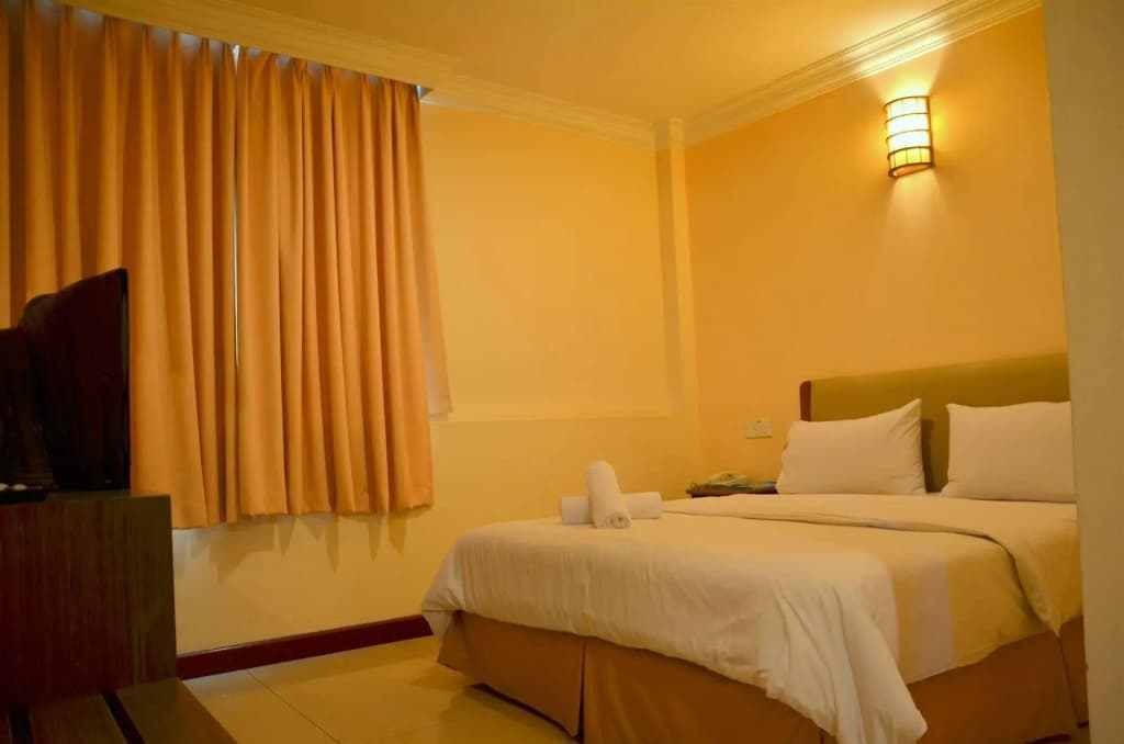 Sandakan Central Hotel - photo 7