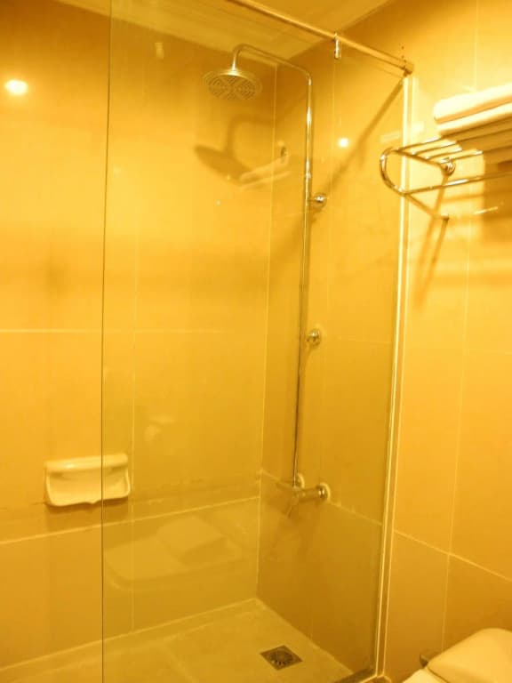 Tyng Garden Hotel Sandakan - photo 8