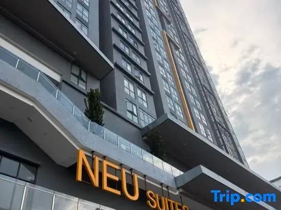 Downtown Retreat 2BR at Neu Suites - photo 1