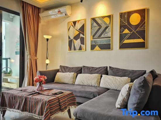 Yussy Homestay at R&F Princess Cove - photo 2