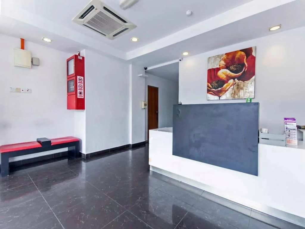 Indah Garden Hotel - photo 9