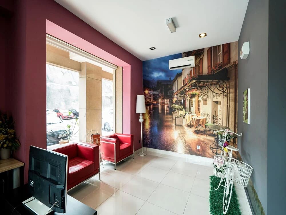 OYO 272 I Hotel - photo 2