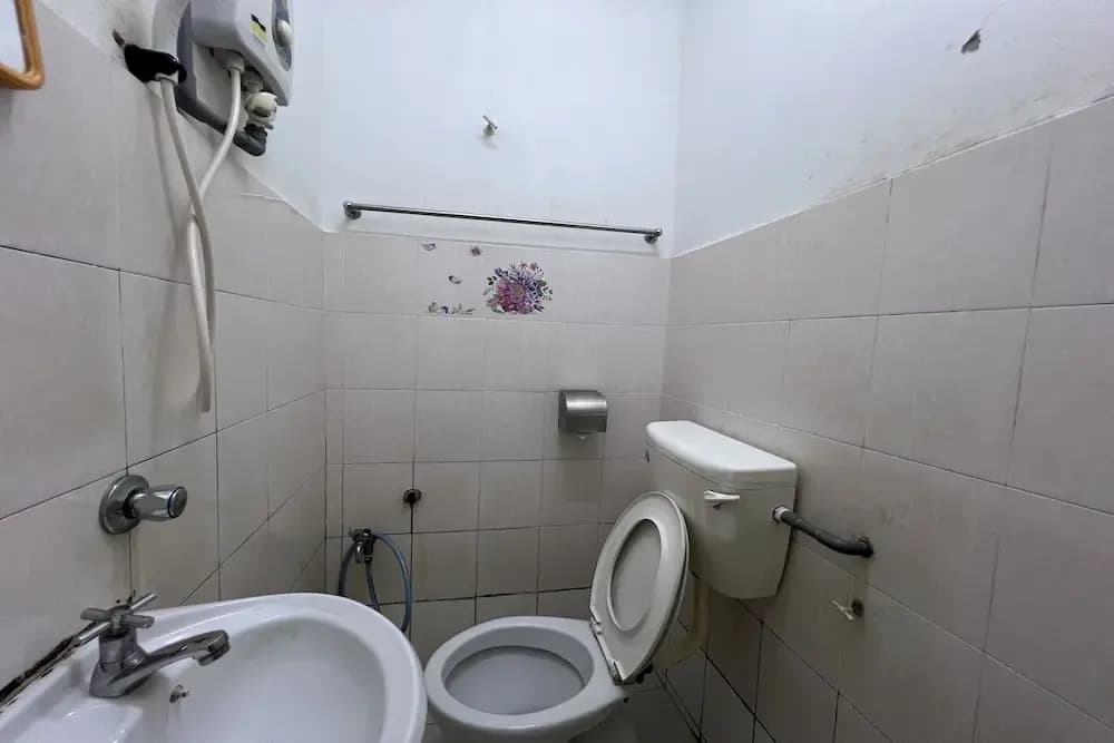 Seri Kemaman Inn, Chukai Terengganu - photo 33