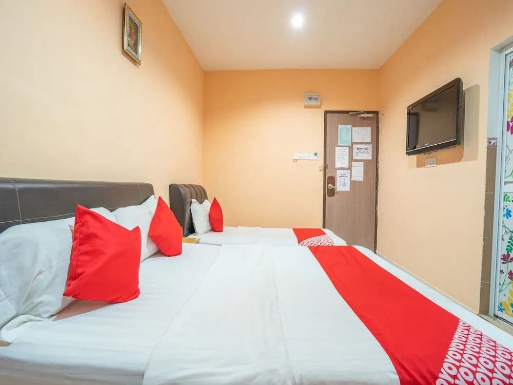 Spot On 89828 Hotel Seri Gemilang - main photo