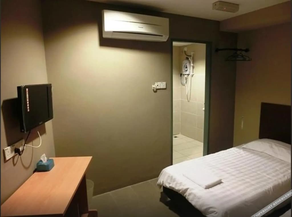 T Hotel - photo 3