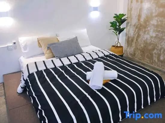 3 BDR shoplot style homestay Yong Peng three rooms. - photo 3