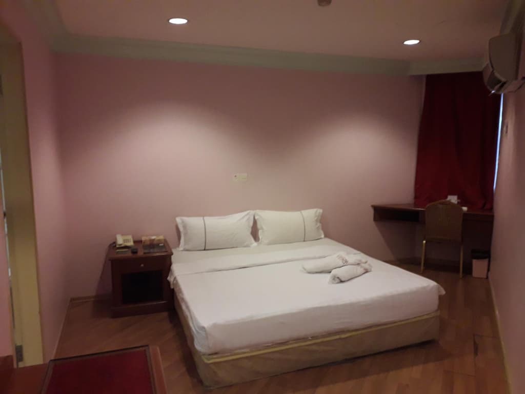 Hotel DeLeeton - photo 3