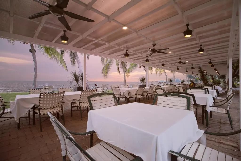 Lovely 1-bedroom condo with pool - photo 12