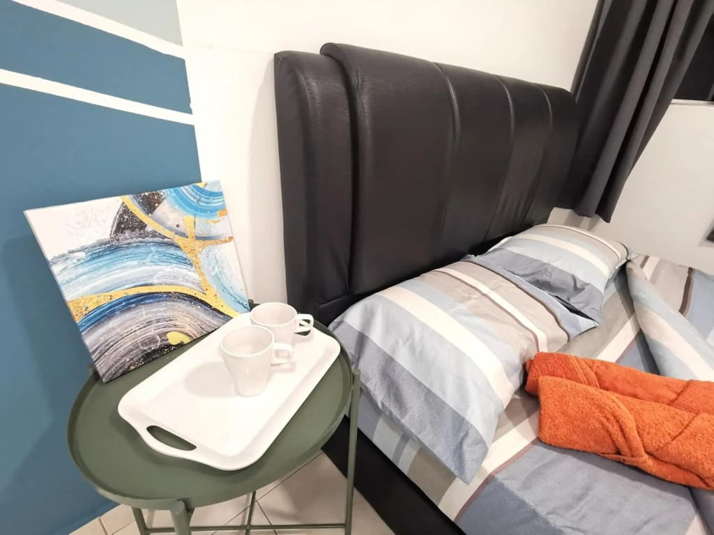 Menjalara Share House 中文房东-Room Only - photo 3