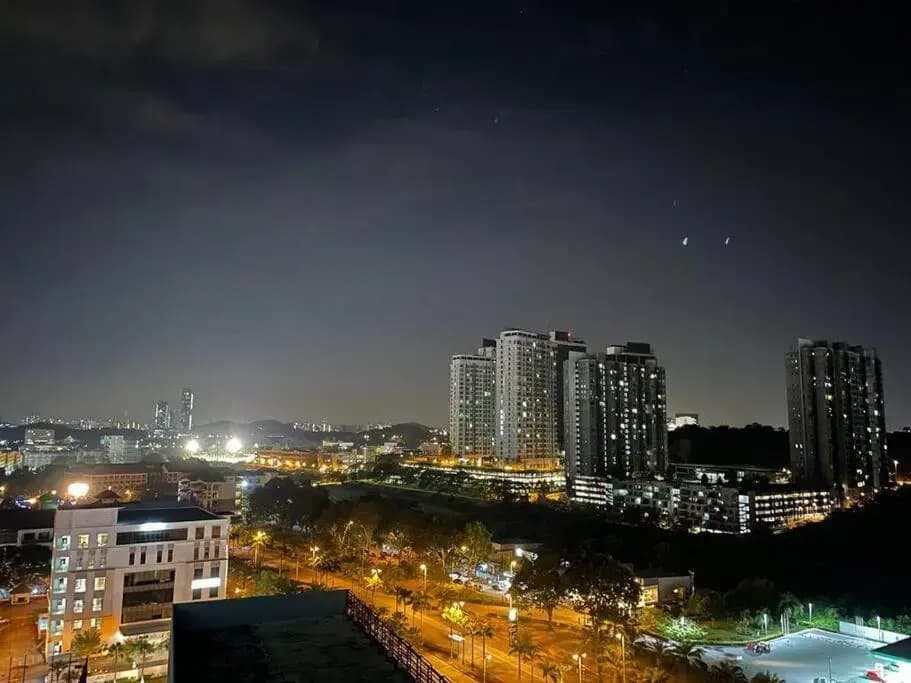 D13A, Cyberjaya, Netflix, Wifi, Parking, Balcony - photo 8