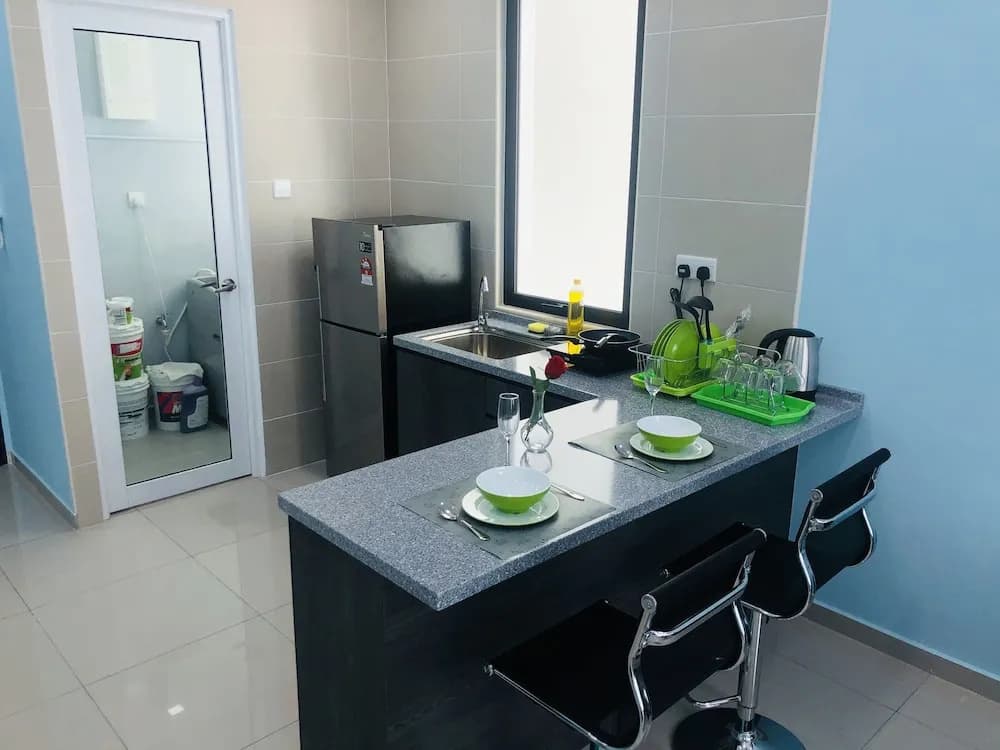 Marina Cove Premium Room - photo 18