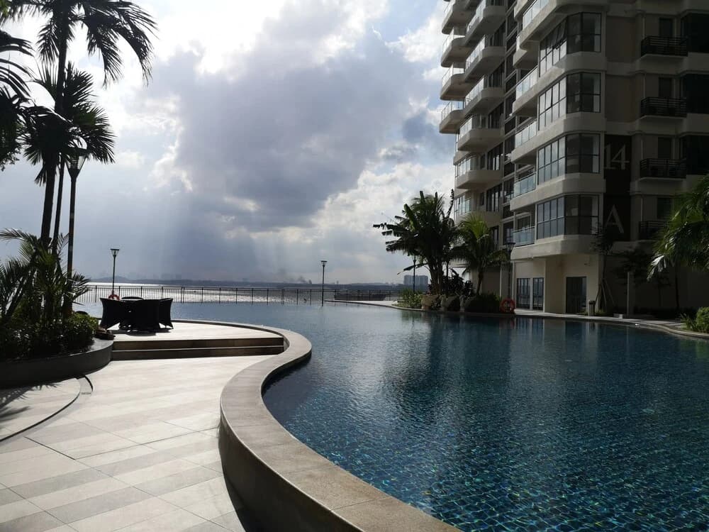 Sea View Homestay @ Country Garden Danga Bay - photo 16