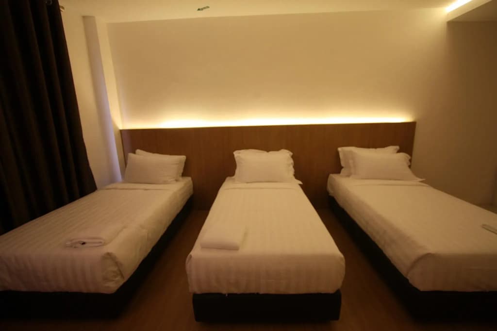 Place2Stay Business Hotel - Waterfront - photo 5