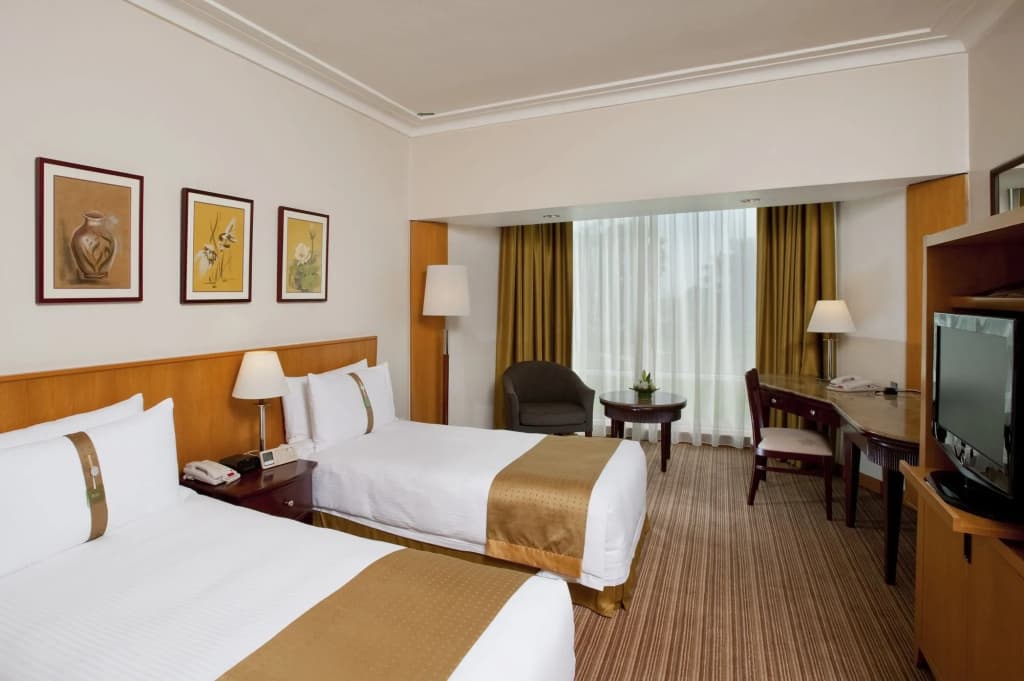 Glenmarie Hotel & Golf Resort - photo 4