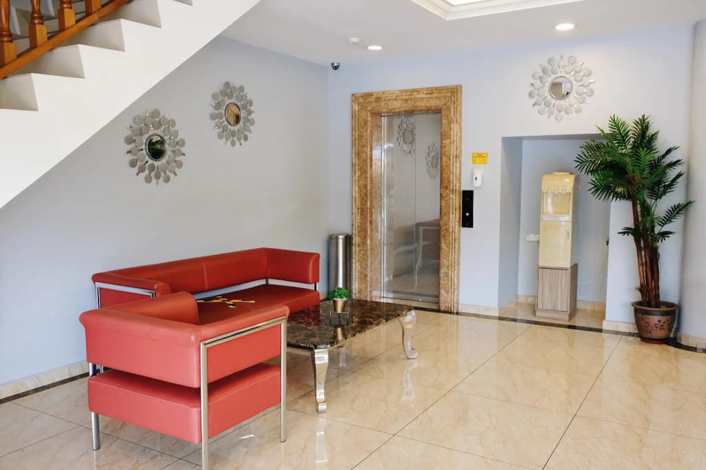 Era Plus Hotel - photo 2