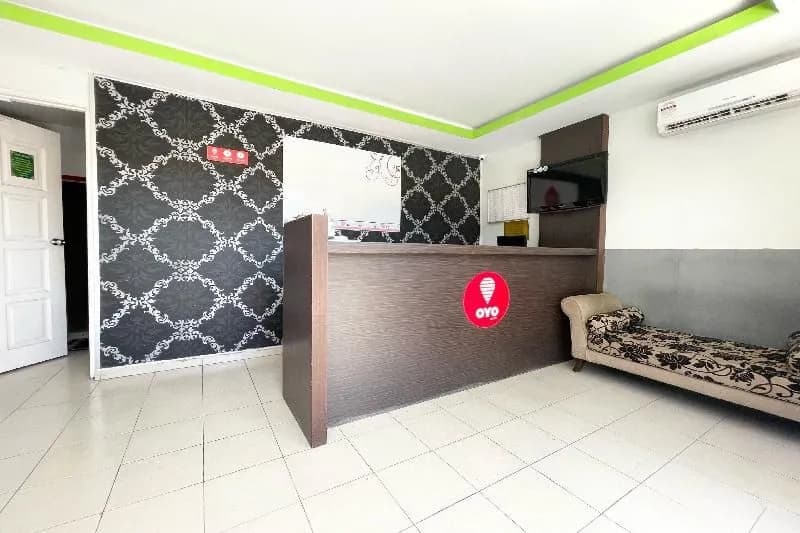 OYO 90324 Muar Station Hotel - photo 13