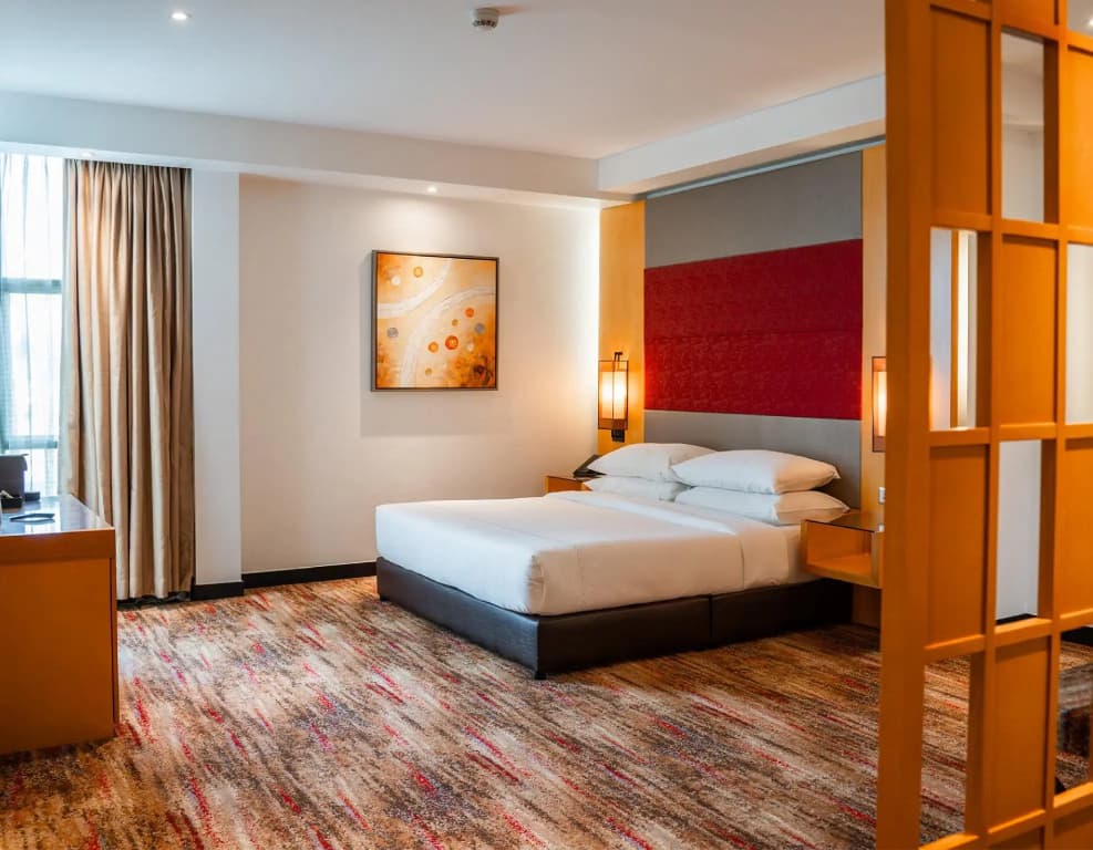 The Waterfront Hotel - photo 3