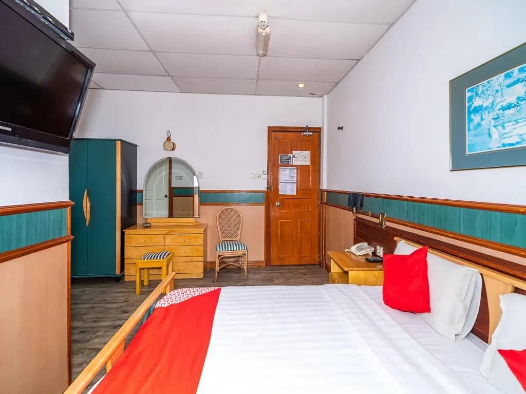 OYO 89864 Hotel Holiday Park - photo 5
