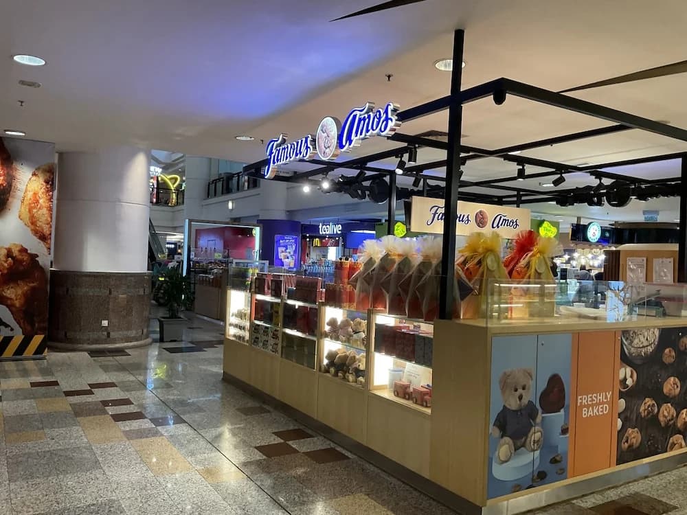 Glorious Service Suite At Times Square - photo 15