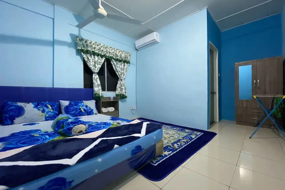 OYO 90198 Aleesya Homestay - photo 13