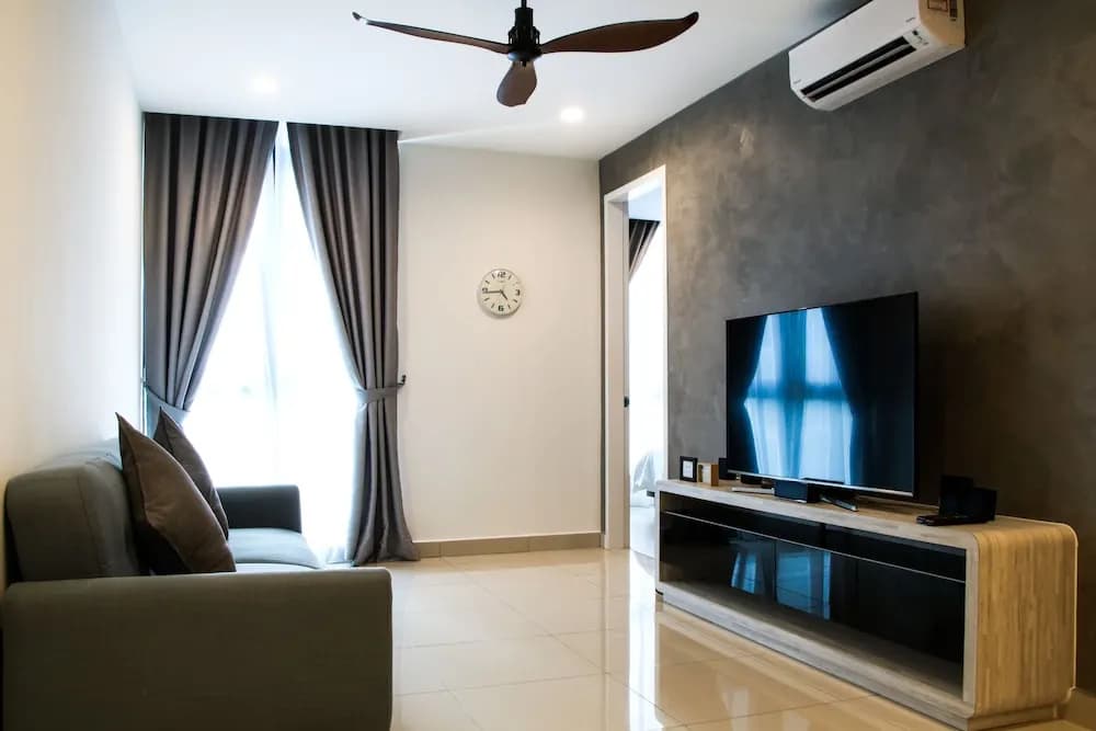H2O Residences by Victoria Home - photo 14