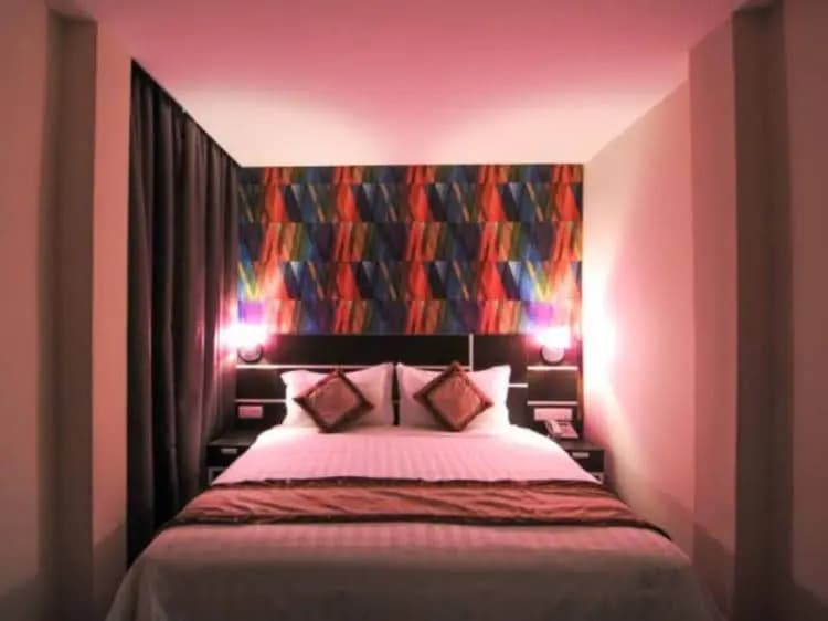 Ritz Kapitol Hotel - photo 5