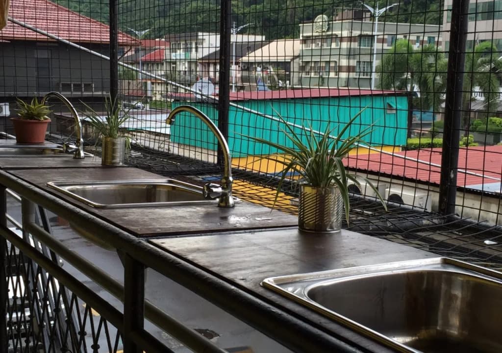 The Bunk - Hostel - photo 10