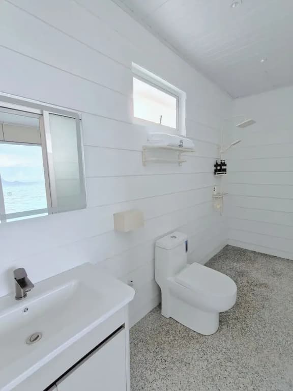Bubblefish water villa - photo 4