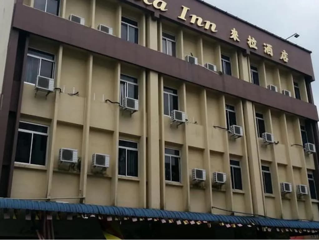 Laila Inn - photo 1