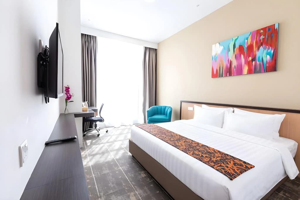 Hotel 7 Suria - photo 12
