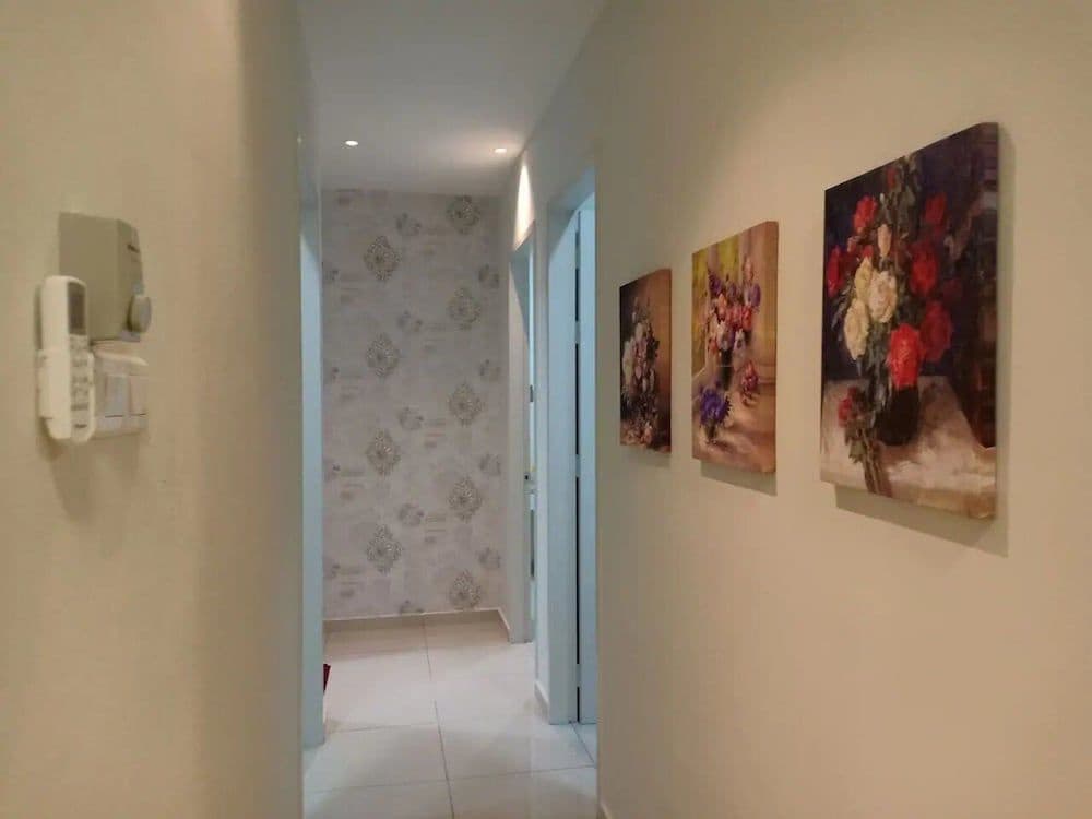 BLeisure Parkland Homestay - photo 12