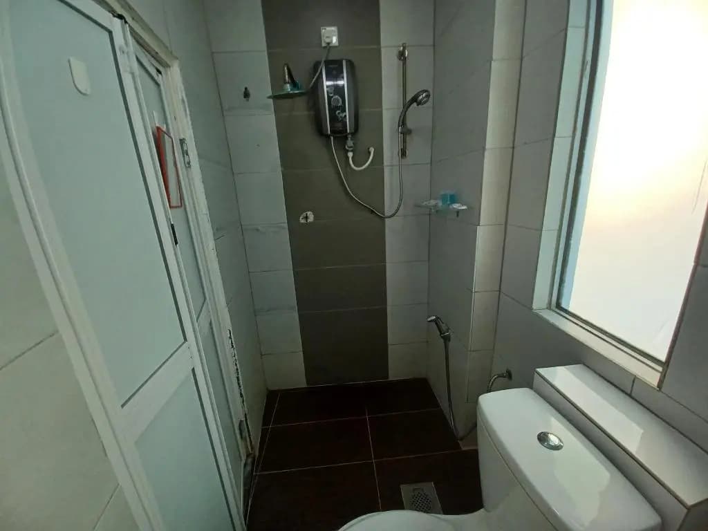 The Serai Cottage Transit Hotel - photo 9