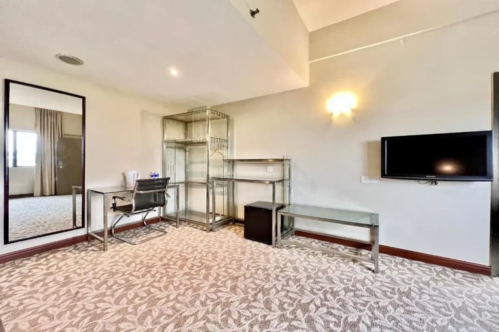 Kingston Hotel 10 at Bukit Jalil - photo 5