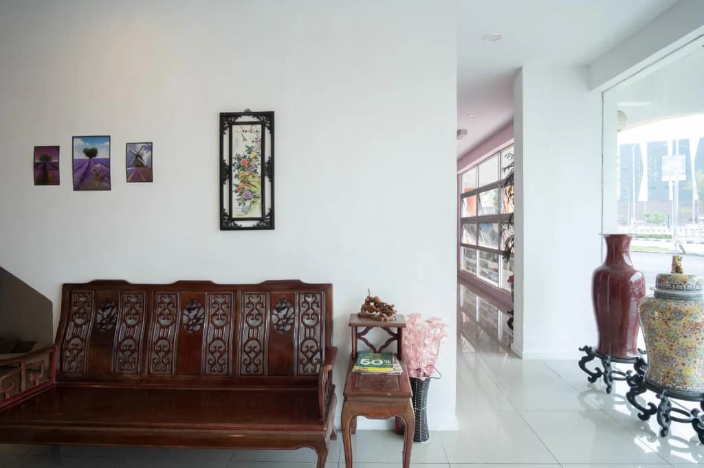 OYO 44103 8 Hotel - photo 2