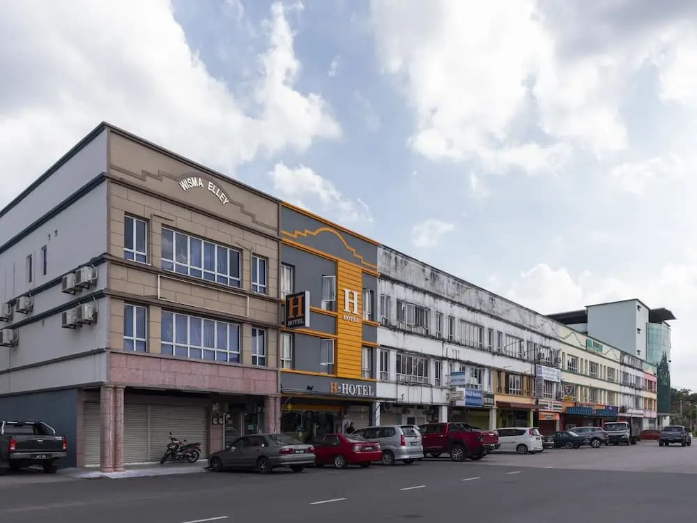OYO 1098 H Hotel Segamat - photo 1