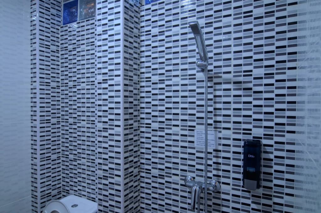 Travelland Hotel - photo 10