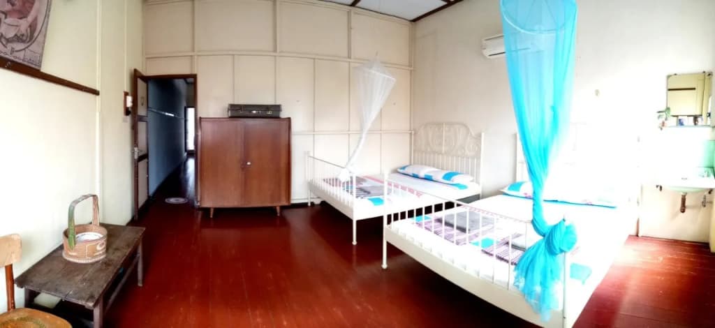 Voyage Home and Guesthouse - photo 8