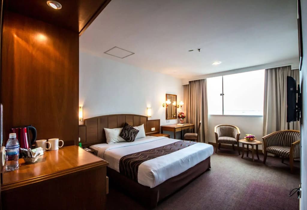 Hotel Continental - photo 7