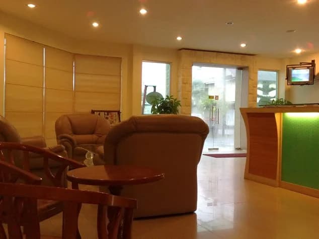 King Ing Hotel - photo 1