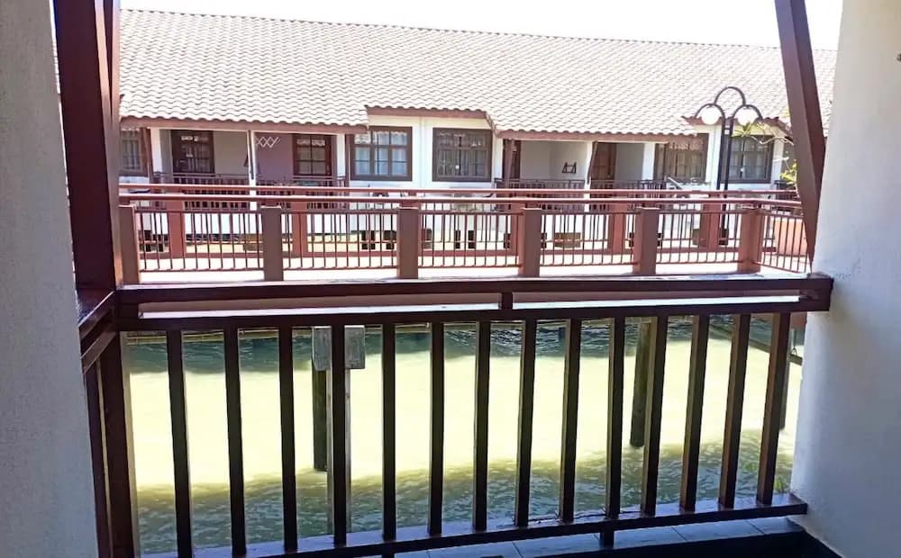 Alpine LXPD Water Chalet - photo 48