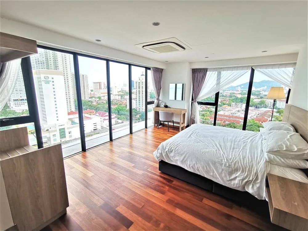 Family Suite Sunrise Gurney Penang - photo 8
