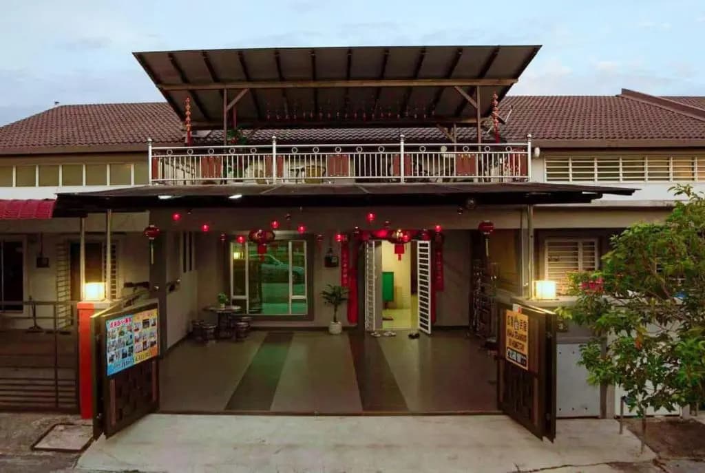KS 88 Terrace Homestay 15Pax 4R2B nearby LotusTesco - photo 2