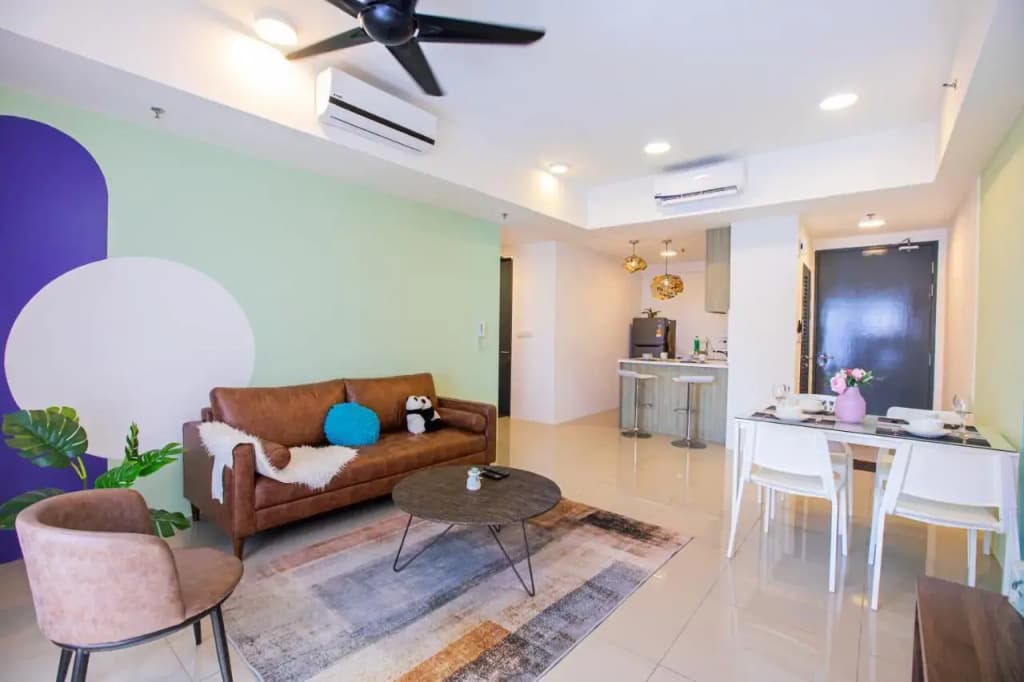Georgetown High Floor Luxury 3BR Suite - photo 1